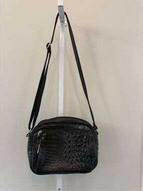 NWOT Marc Chantal Black Croc Embossed Crossbody Bag Adjustable Strap OS